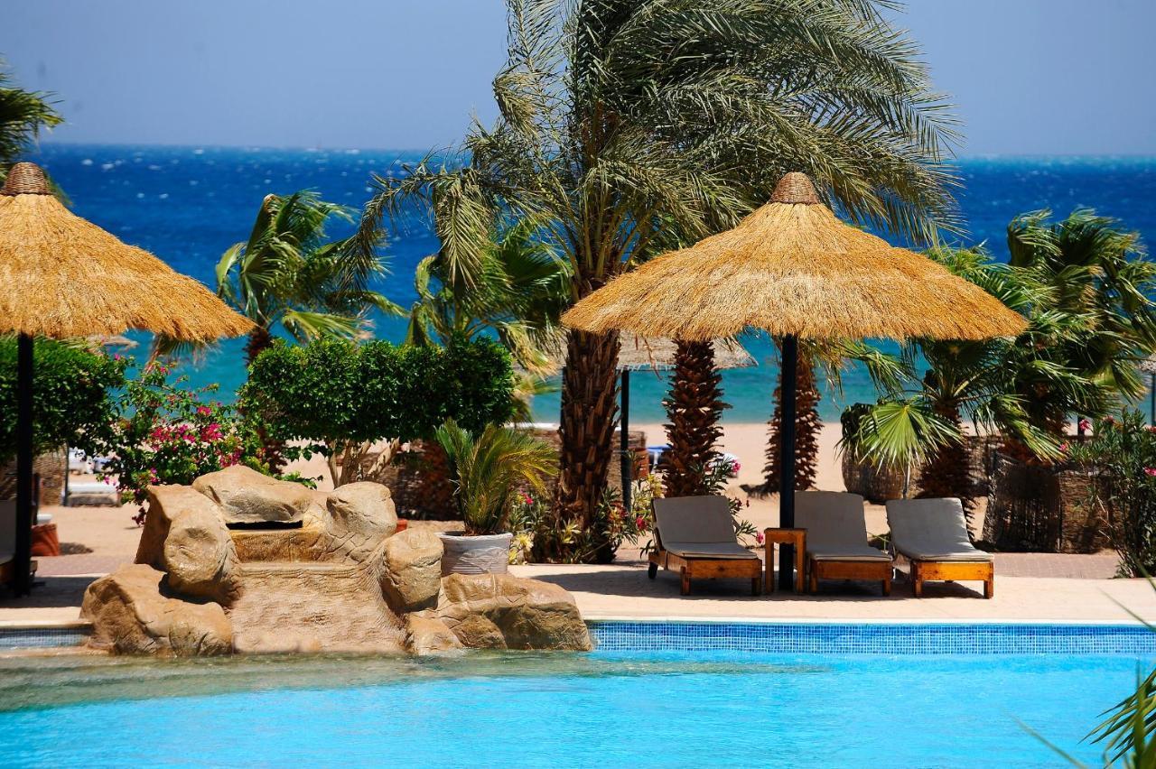 Resort Lotus Bay