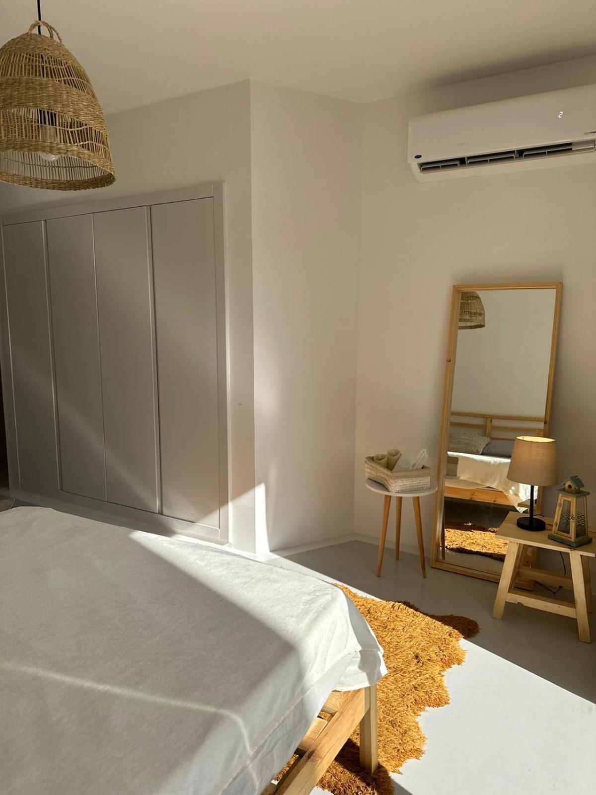 Apartment Swanlake Gouna, 3 Bdr Ground Floor Apartment, Directly On Crystal Lagoon. *