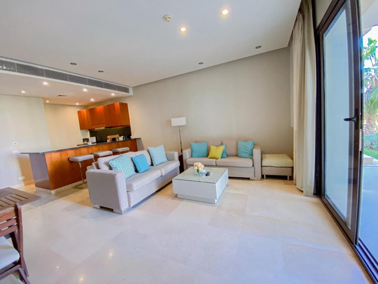 Nayah Stays, Ancient Sands Luxurious Pool Terrace Couette-café *