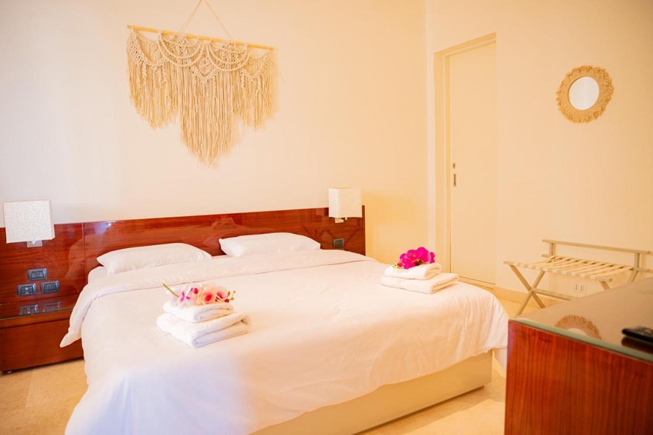 Nayah Stays, Ancient Sands Luxurious Pool Terrace Couette-café *