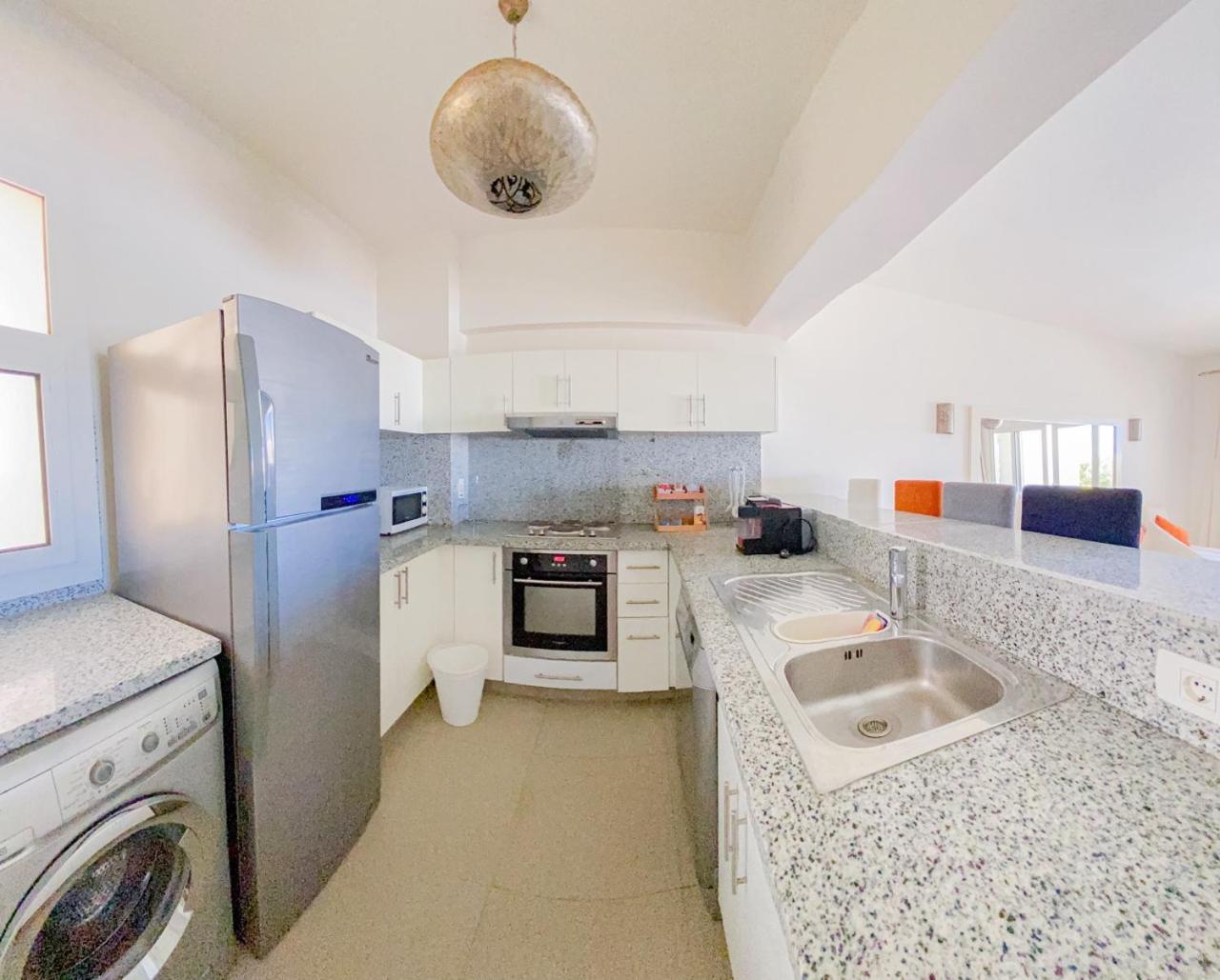 Apartamento Nayah Stays, Joubal Lagoons Flowery *
