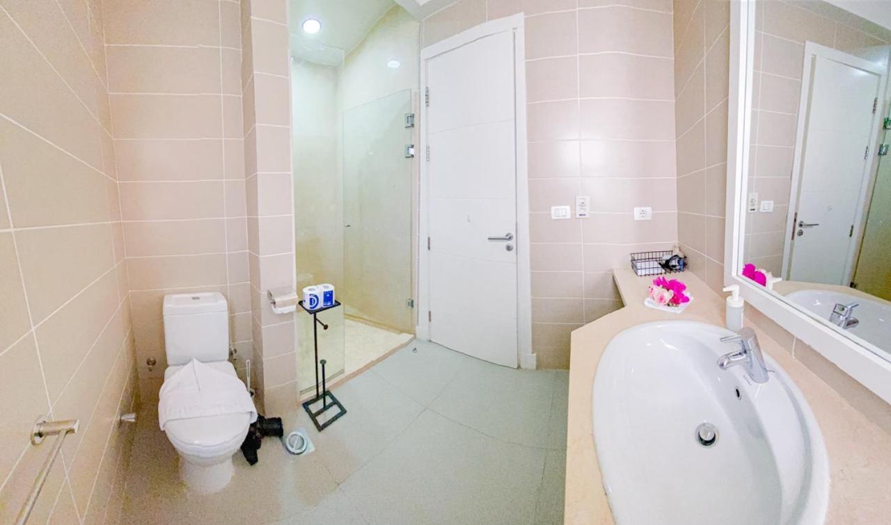 Nayah Stays, Joubal Lagoons Flowery Apartamento *
