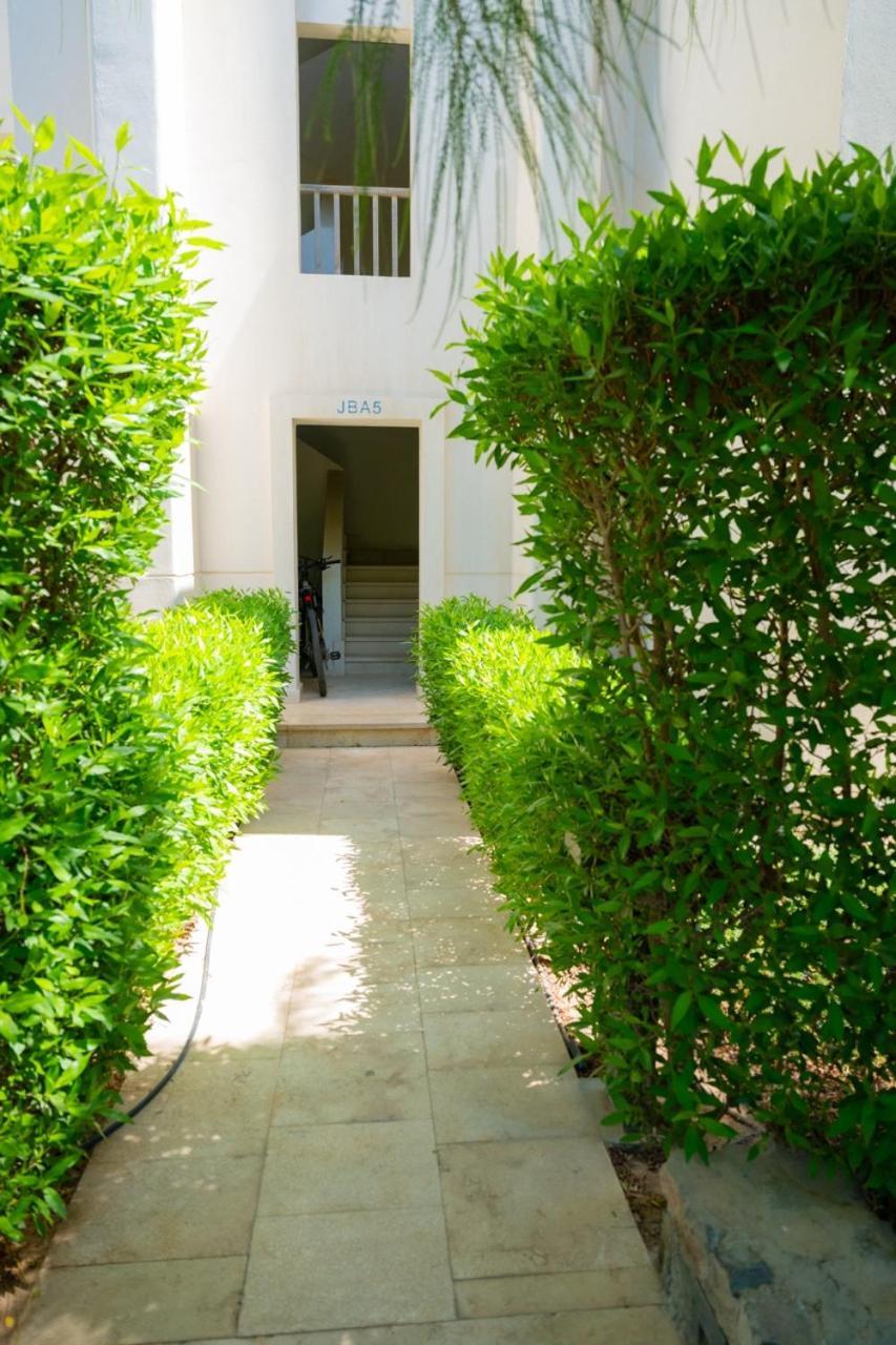 Apartamento Nayah Stays, Joubal Lagoons Flowery *