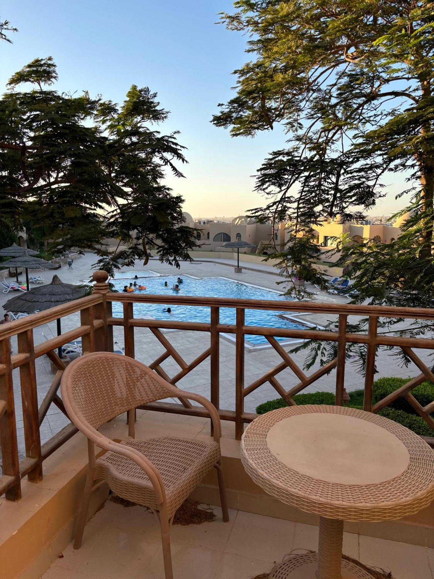 Apartment With Private & Pools