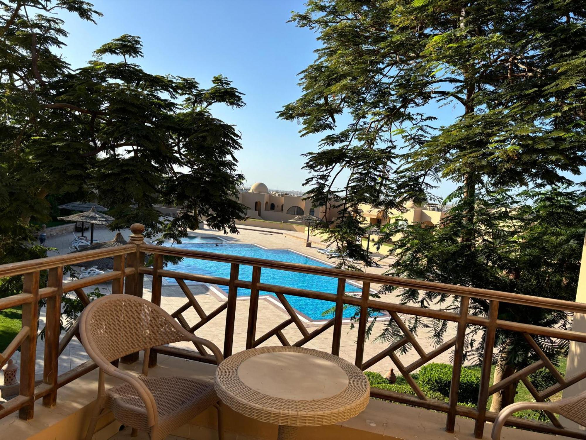 With Private & Pools * Hurghada