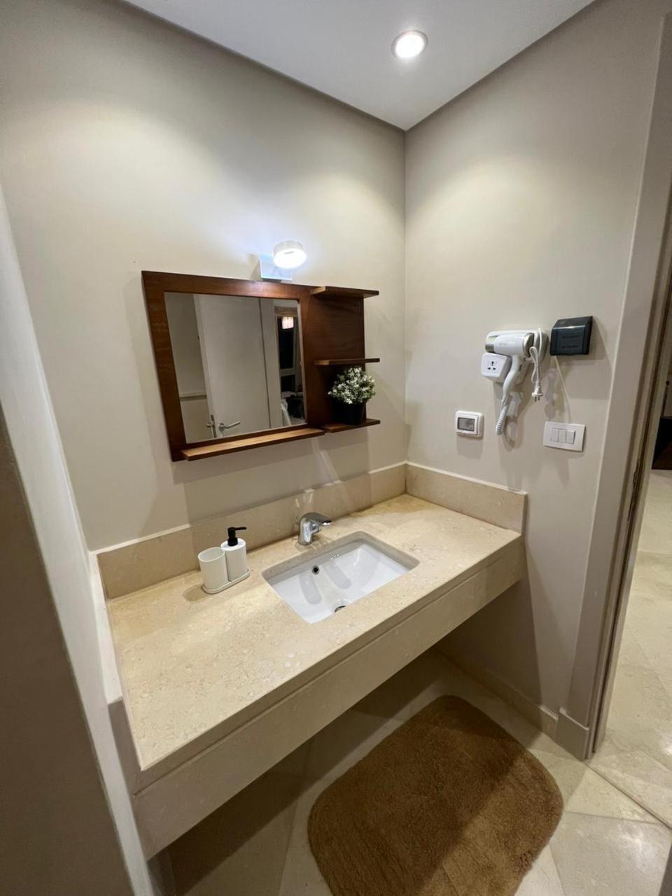 M8 Free Access To The And Pool Apartment
