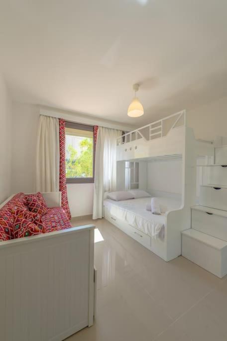 Chic 2 Bedroom Poolside At G-crib El Gouna *