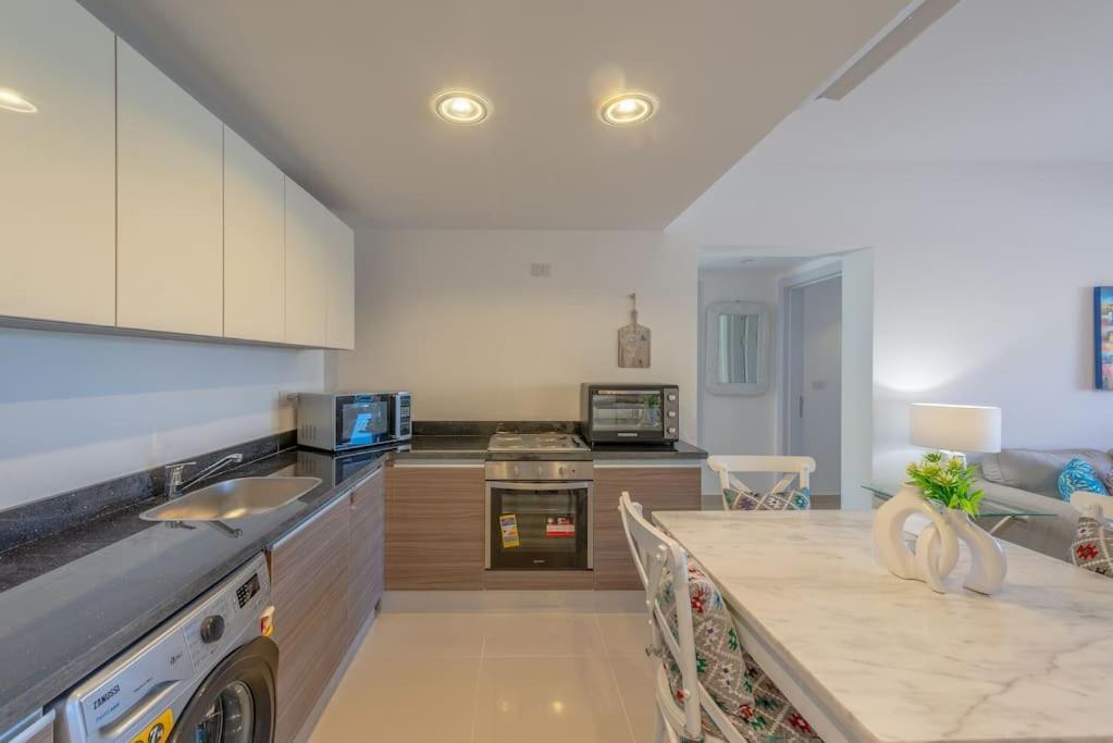 Chic 2 Bedroom Poolside At G-crib El Gouna Apartment Hurghada