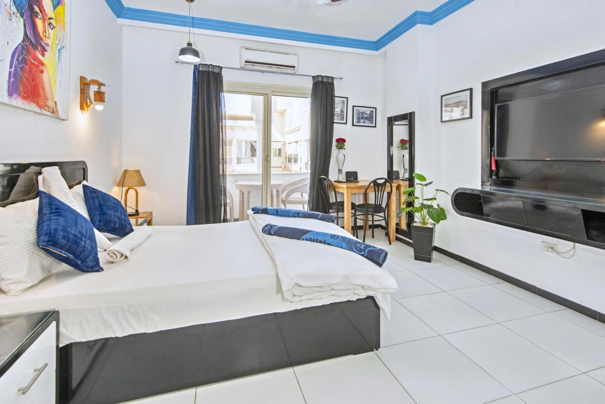 Rare New Marina Hotspot With Fast Free Wifi, Balcony & Pool Hurghada