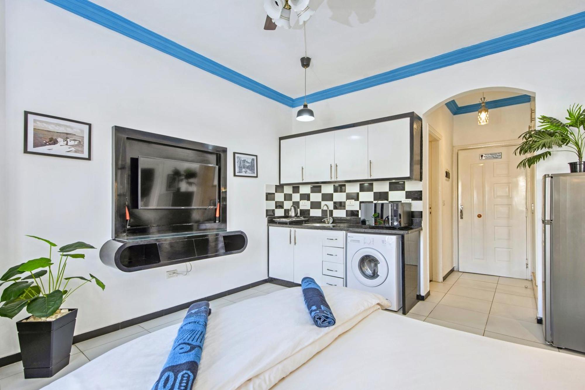 Rare New Marina Hotspot With Fast Free Wifi, Balcony & Pool Hurghada
