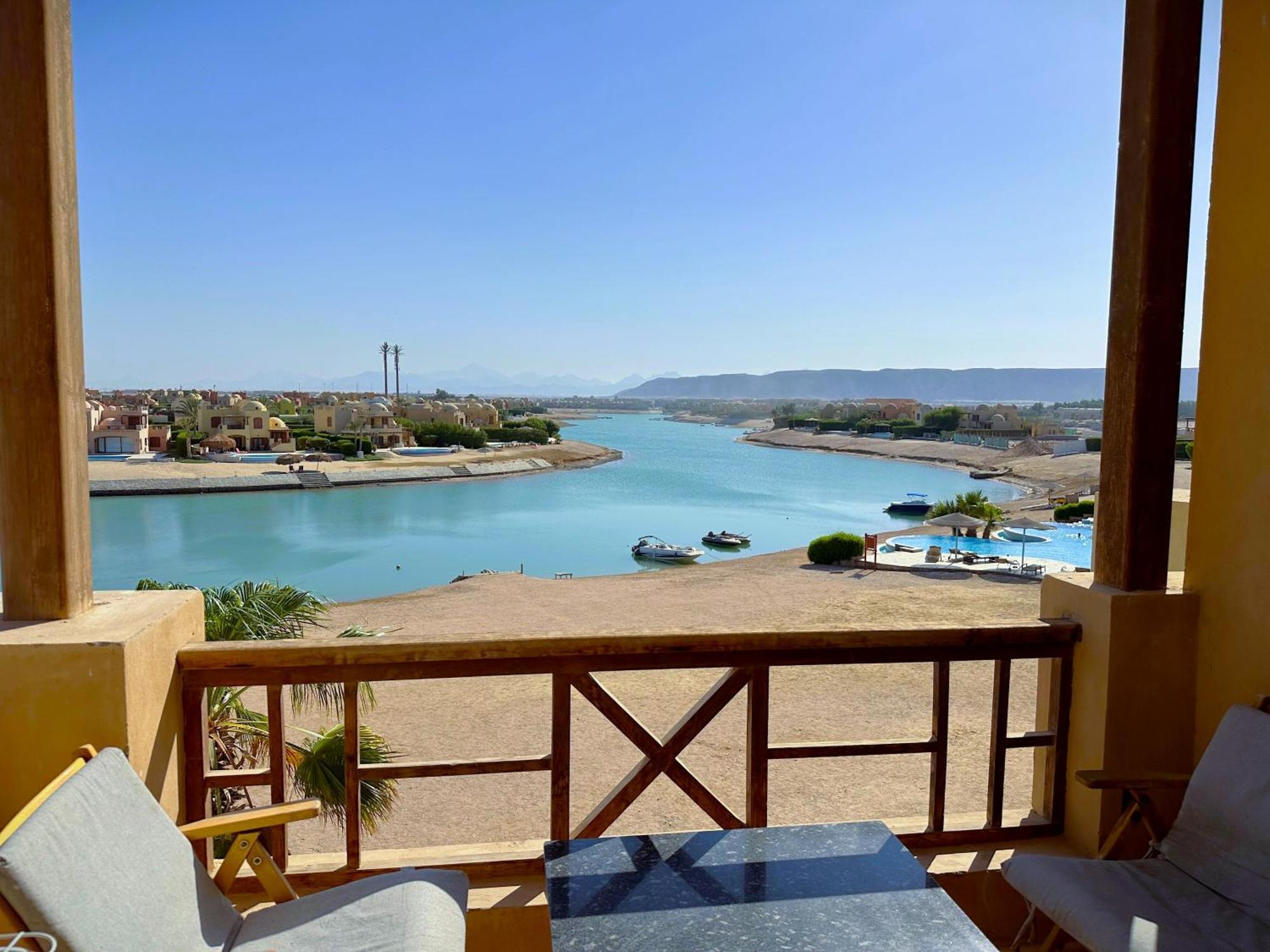 Artsy 1 Bedroom Apt/ Free Pool & Lagoon Access @elgouna Apartment *