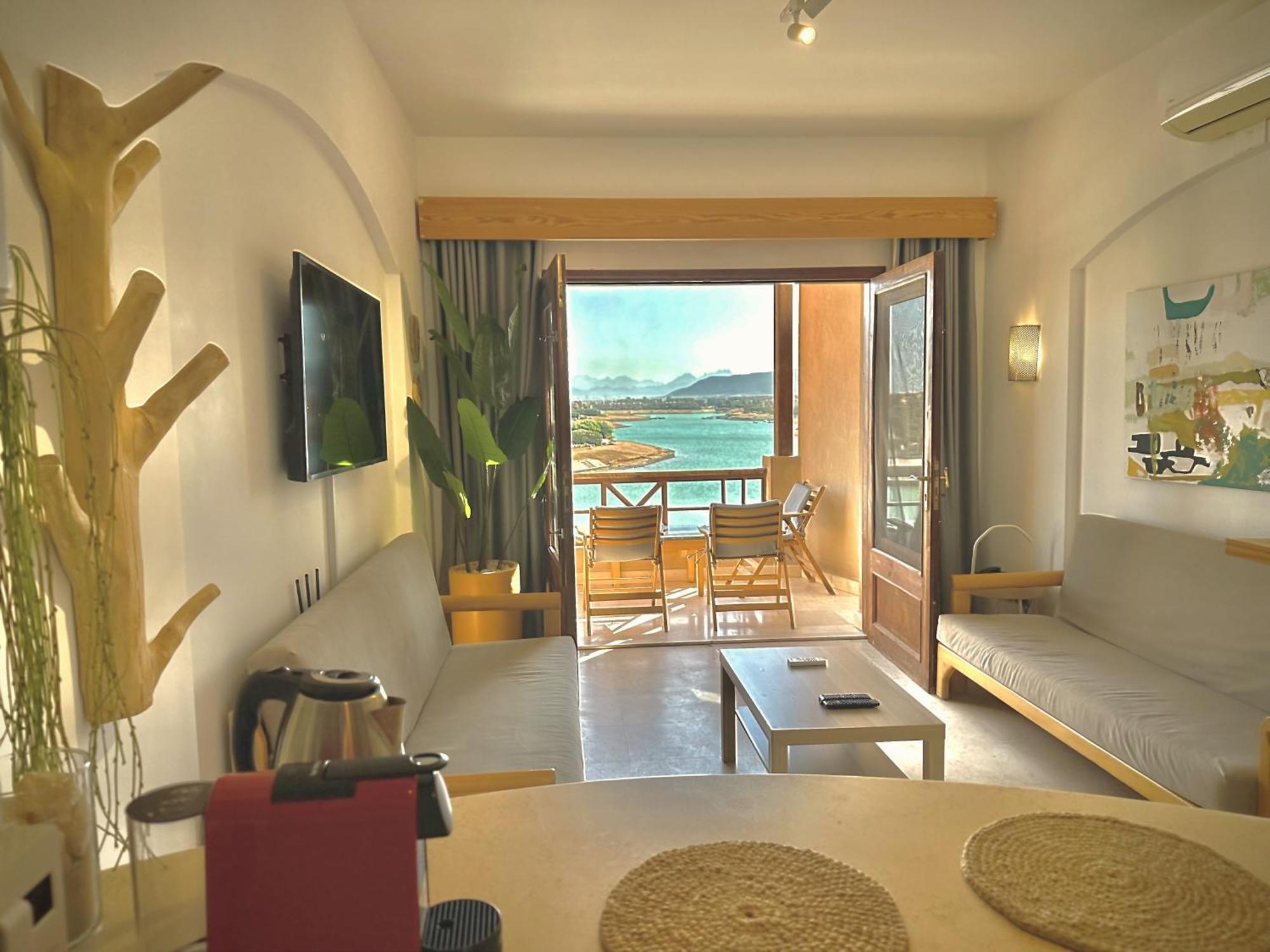 Apartment Artsy 1 Bedroom Apt/ Free Pool & Lagoon Access @elgouna Hurghada