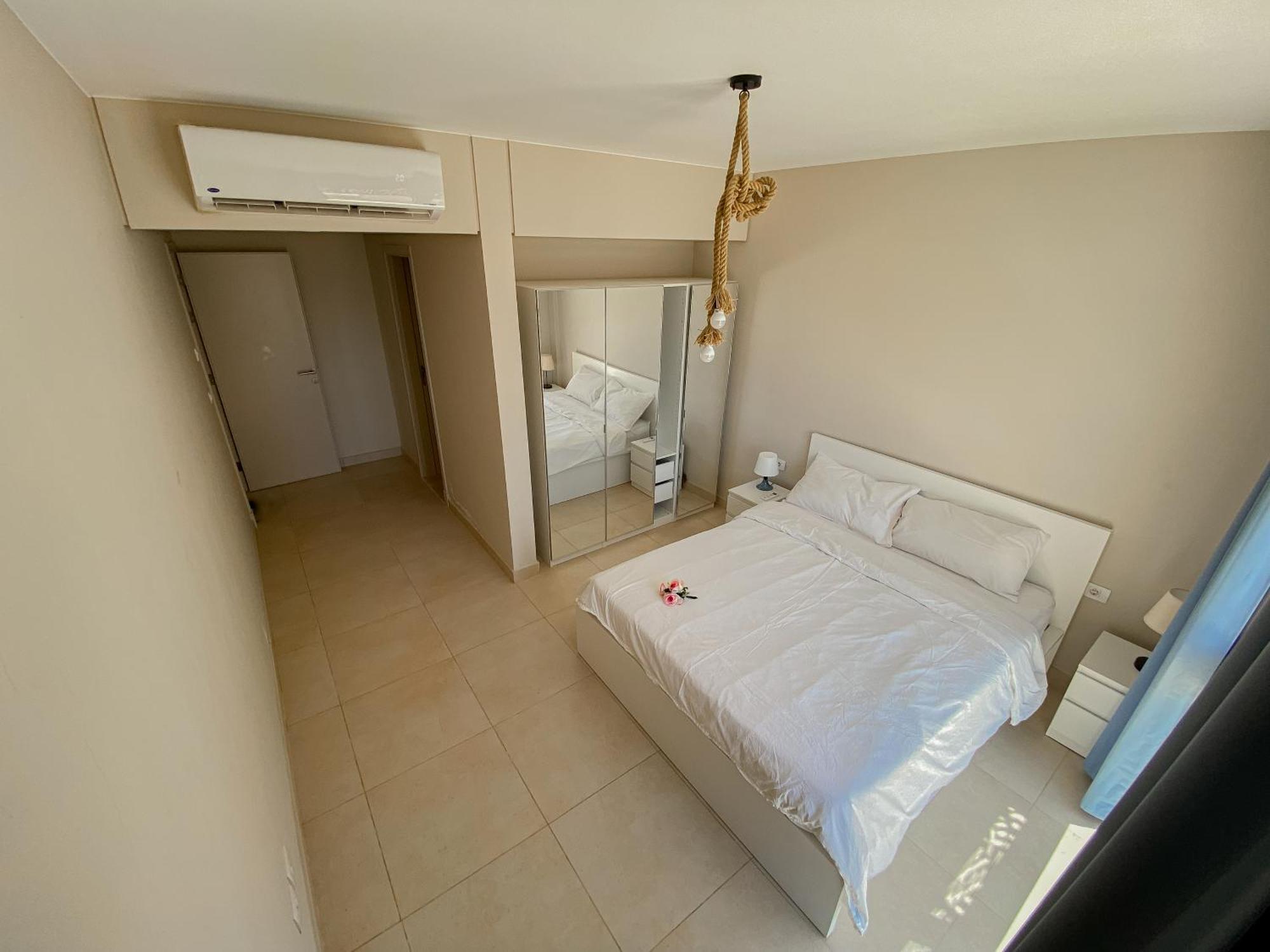 Modern With Large Pool & Access *