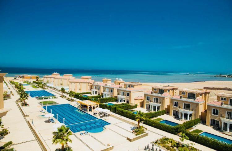 Celina Branch & Apartment Hurghada
