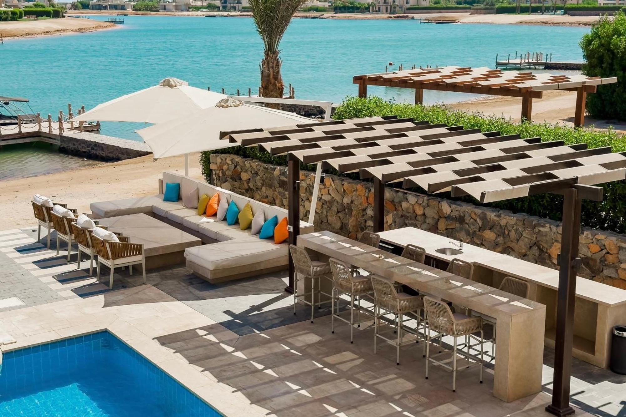 Posh & Eclectic 4 Bdr Fanadir Bay Hurghada