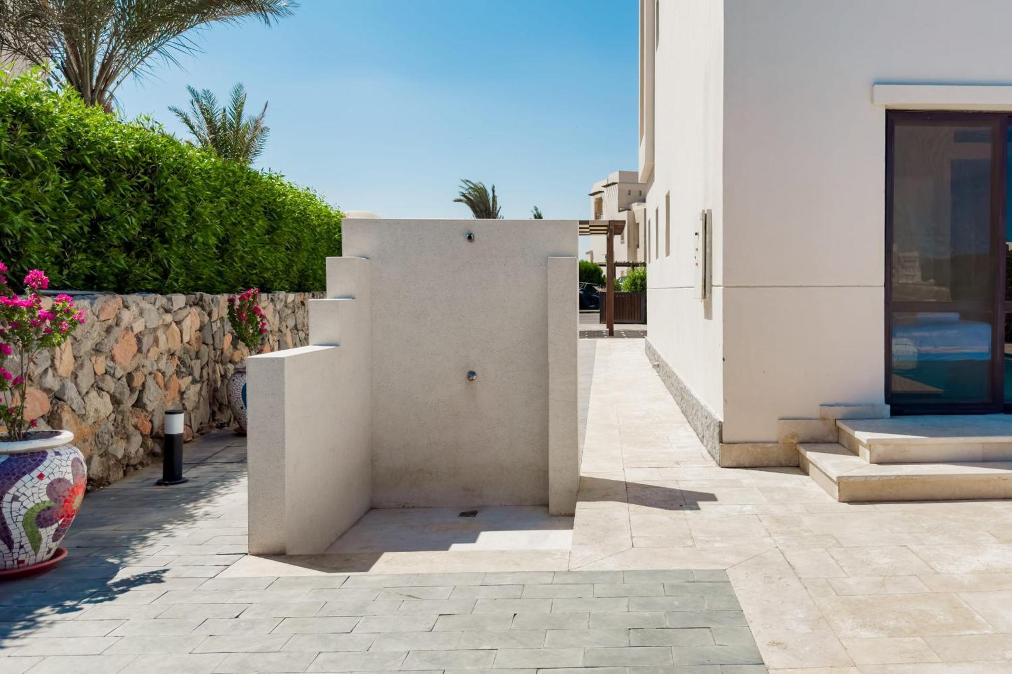 Posh & Eclectic 4 Bdr Fanadir Bay *
