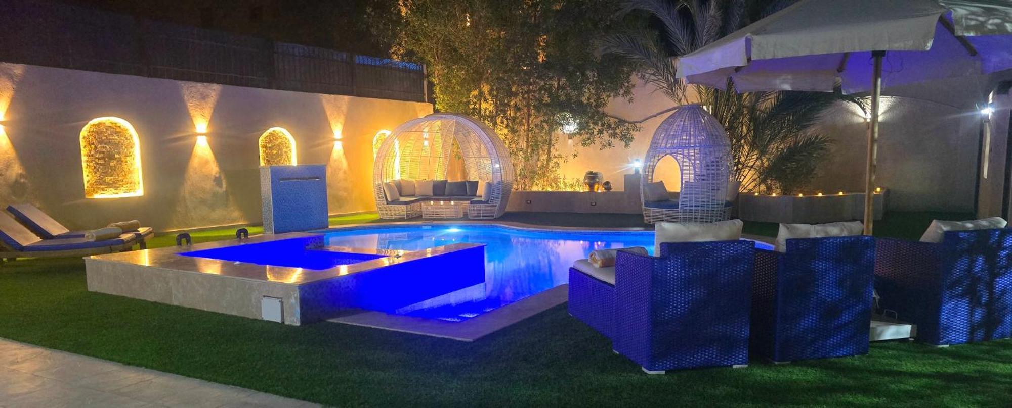 Luxury Royal Blue Family 8pers Private Pool Villa