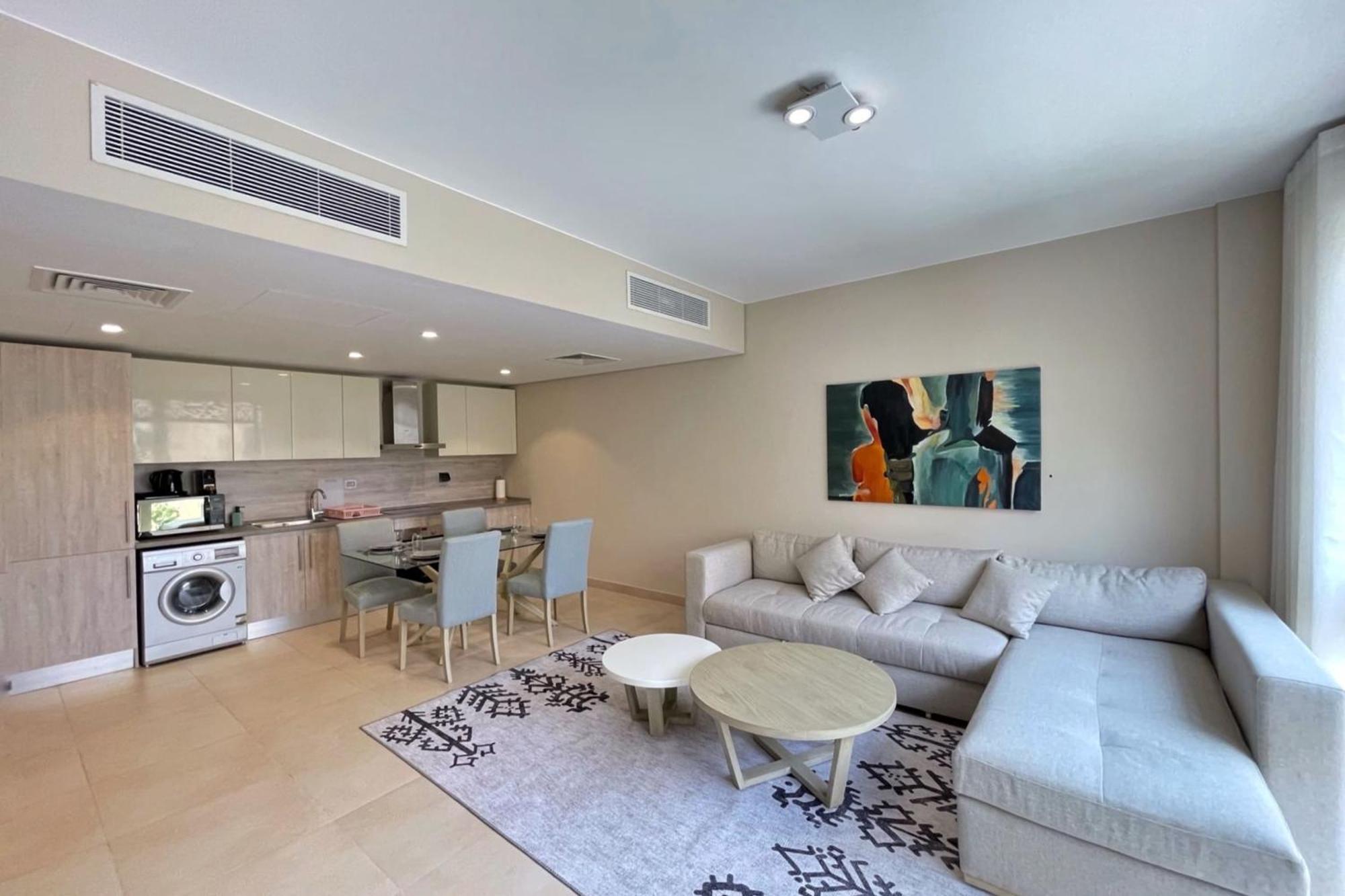 Peaceful & Placid 1 Bdr Mangroovy Free Pool & Apartment