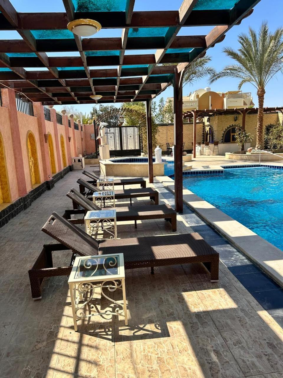 Villa Private In *