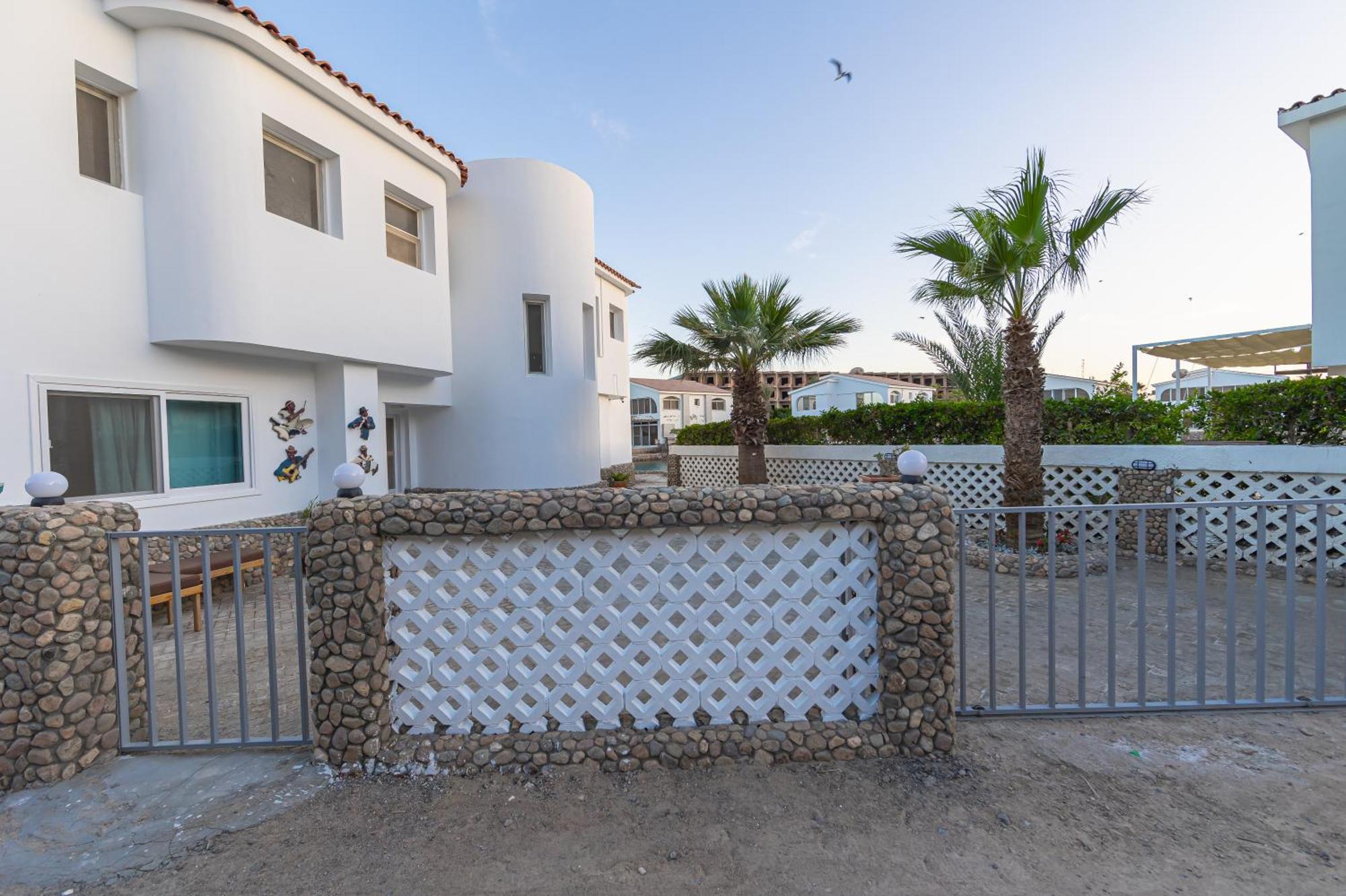 Aden - Sea View With Access In Bed & Breakfast Hurghada