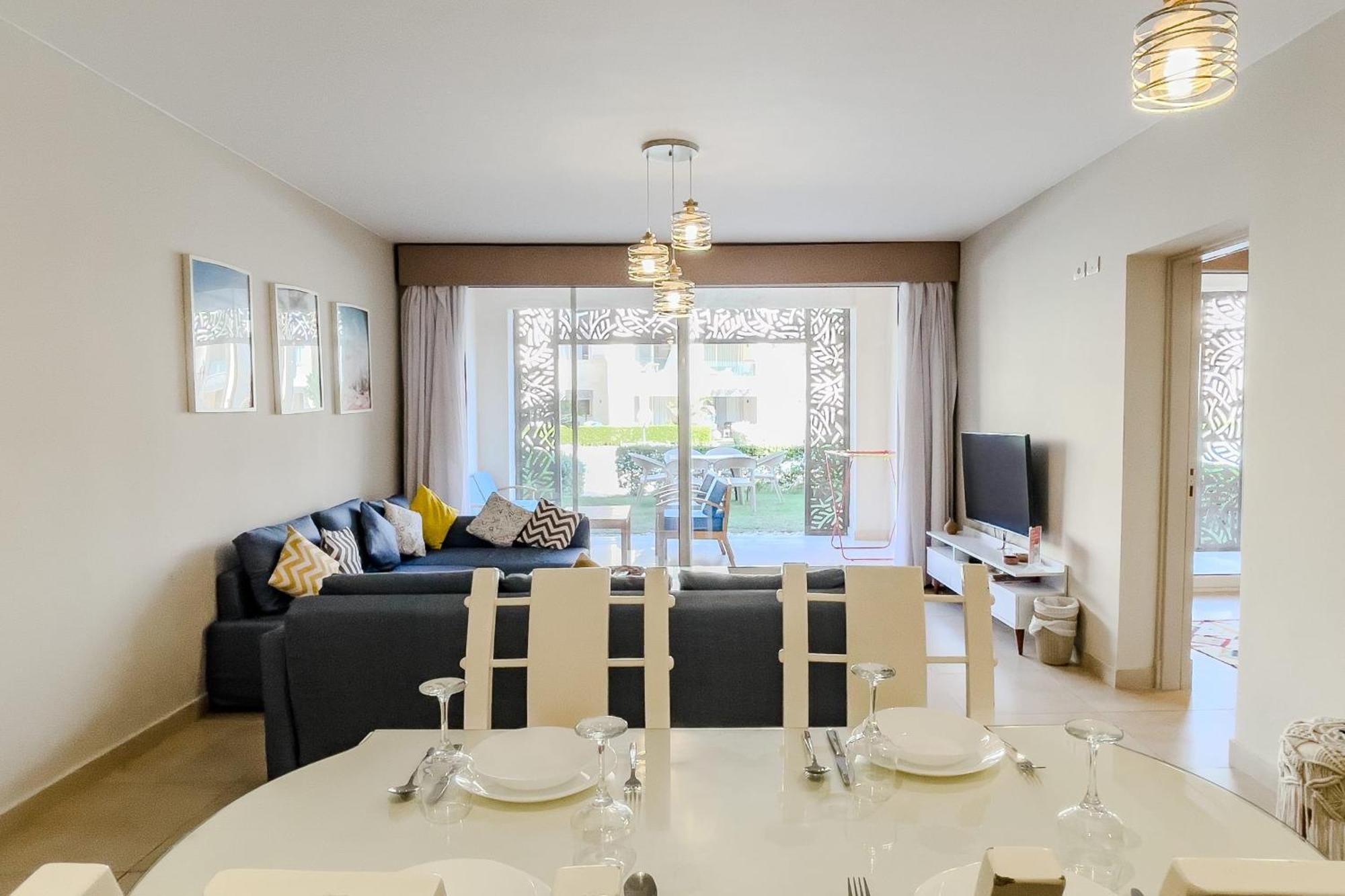 Roomy & Relaxed 1bdr Mangroovy Free & Pool Apartment *