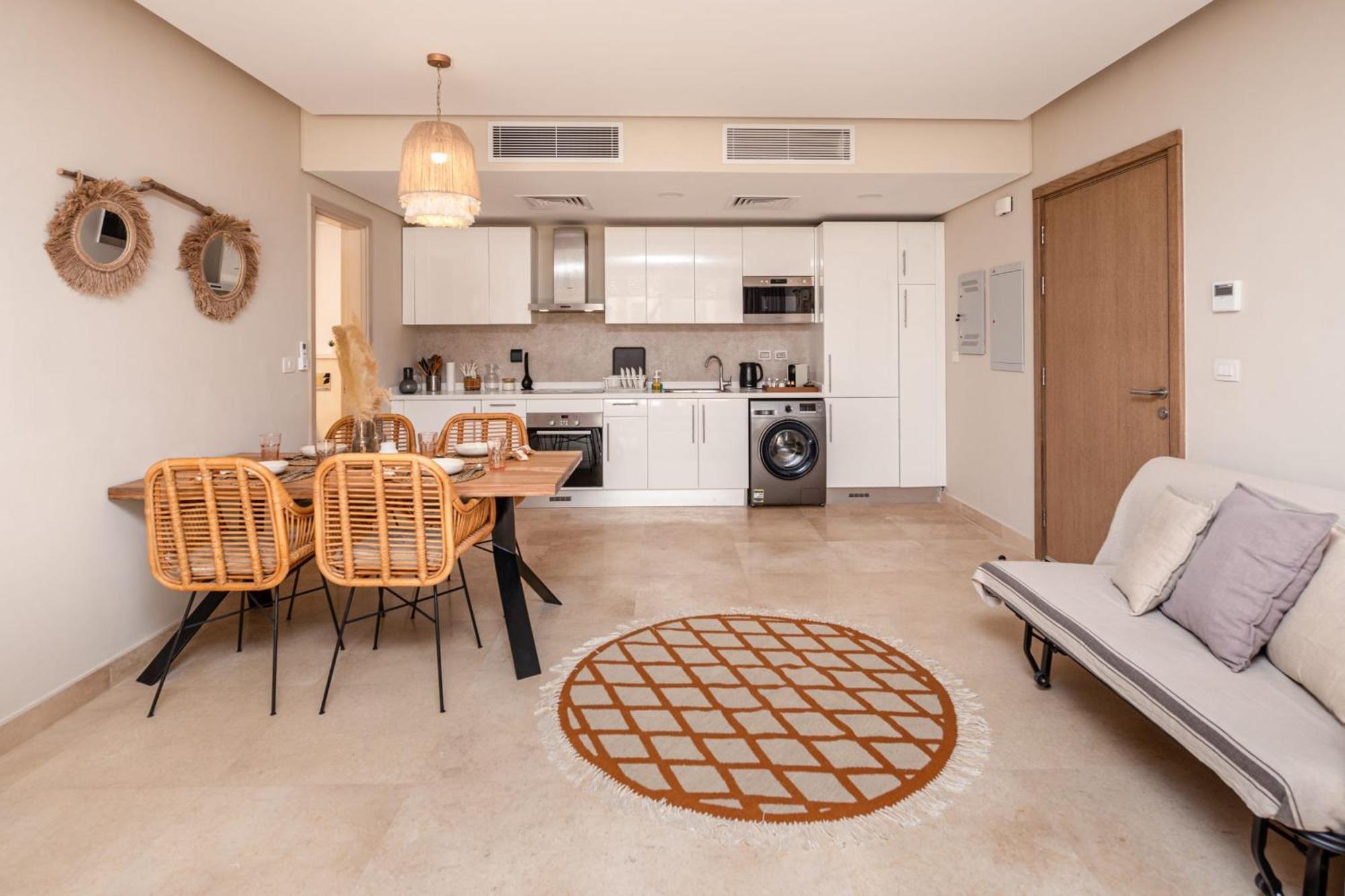 Secluded & Bespoke 1 Bdr With Pool View & Access *