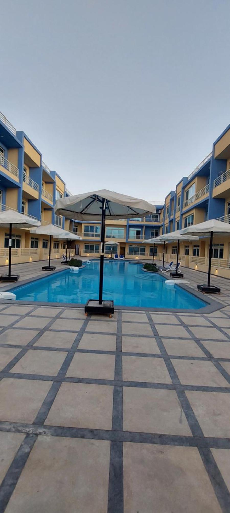 Mirage Bay & Aquapark Aparthotel
