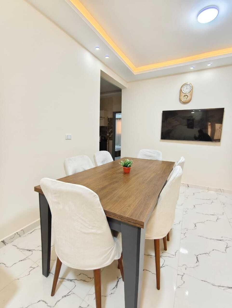 2bd Apartment