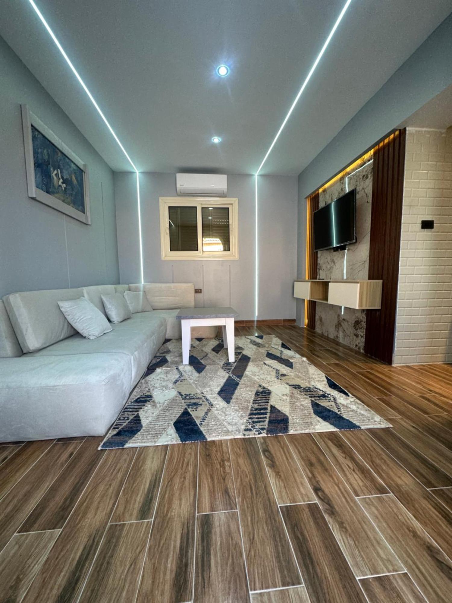 Mashrabiya One Bed 3*