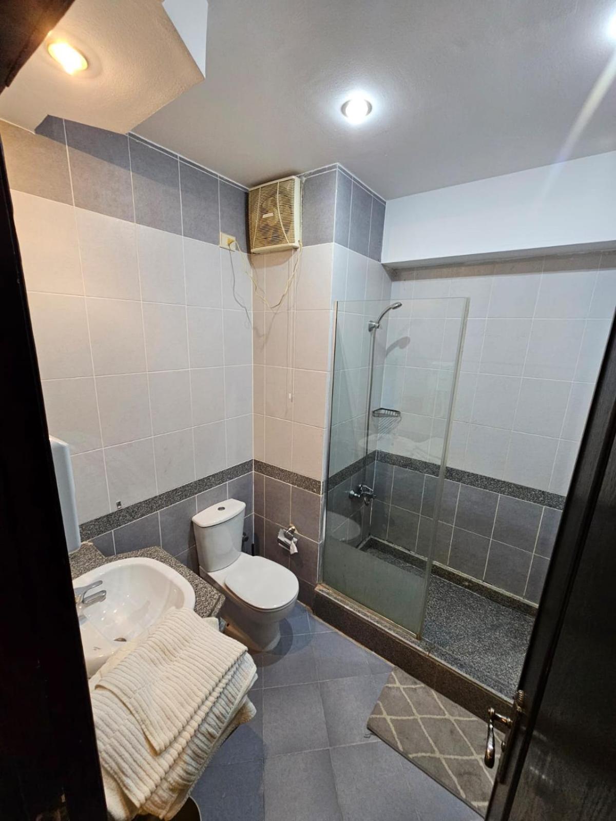 Apartment Palm 302b