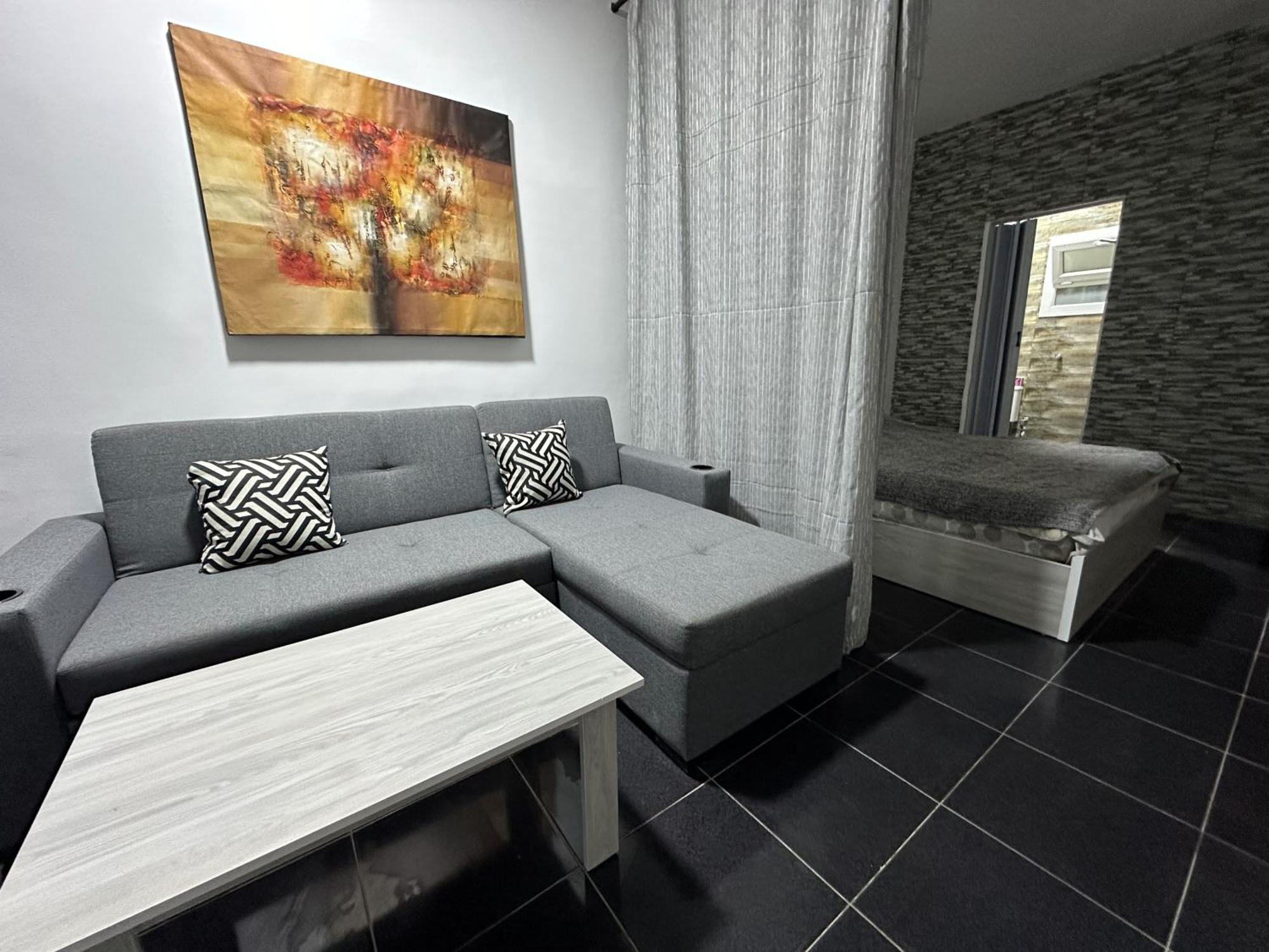 Falcon Loft Sheraton Road *