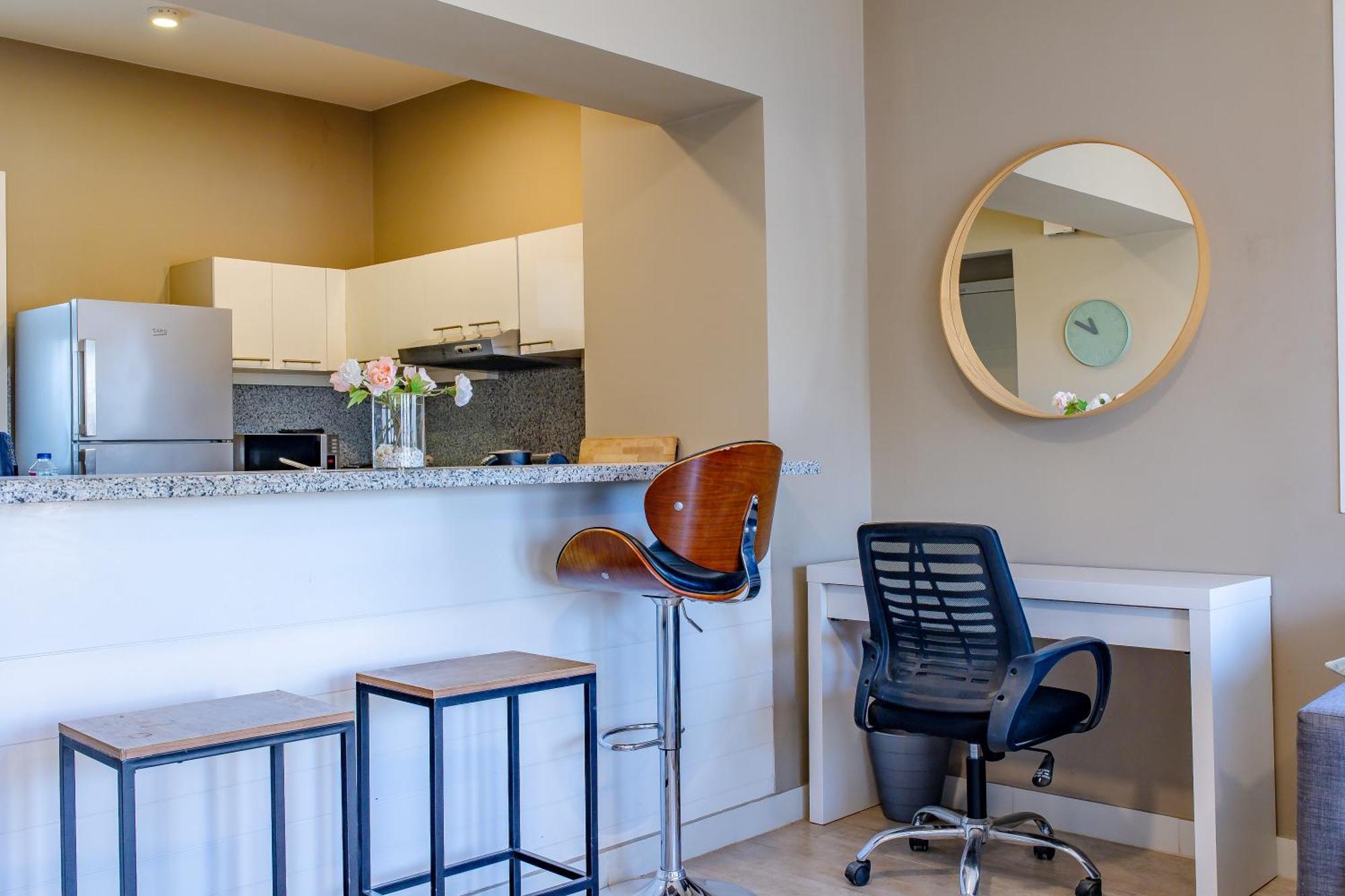 Beautiful With Roof Terrace In Joubal Apartment *