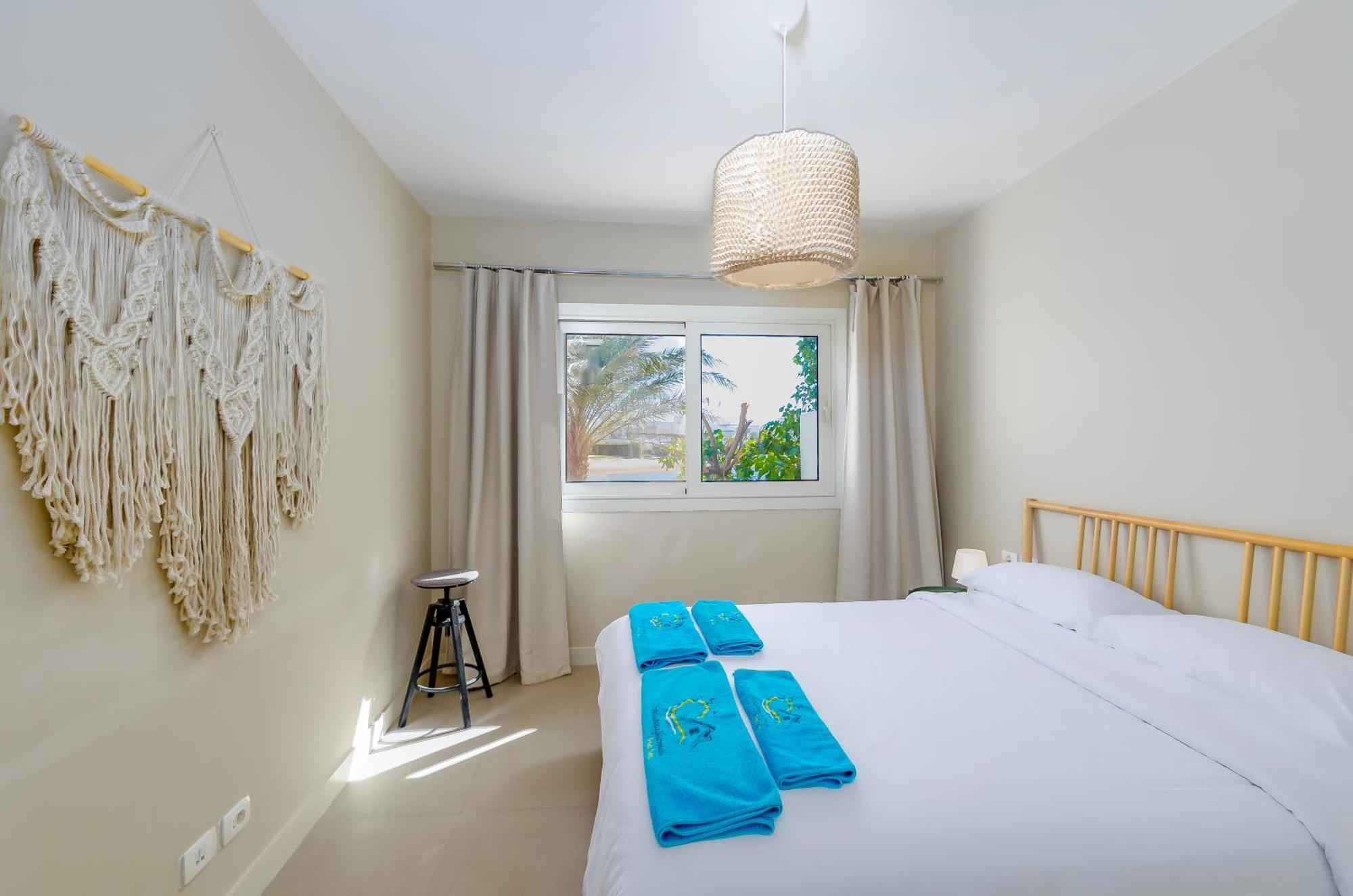Apartment Beautiful With Roof Terrace In Joubal Hurghada
