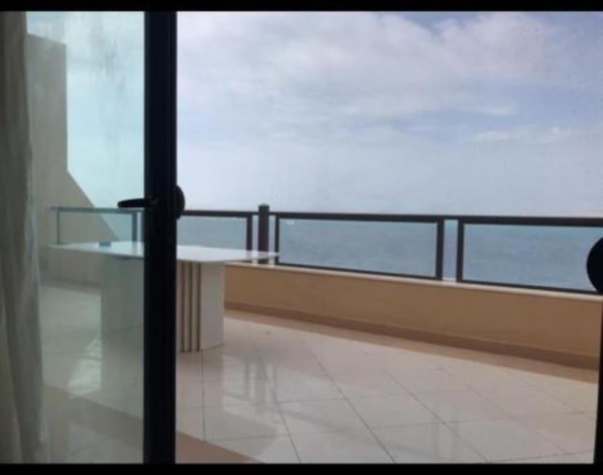 The View 2 Bedrooms Apartment *