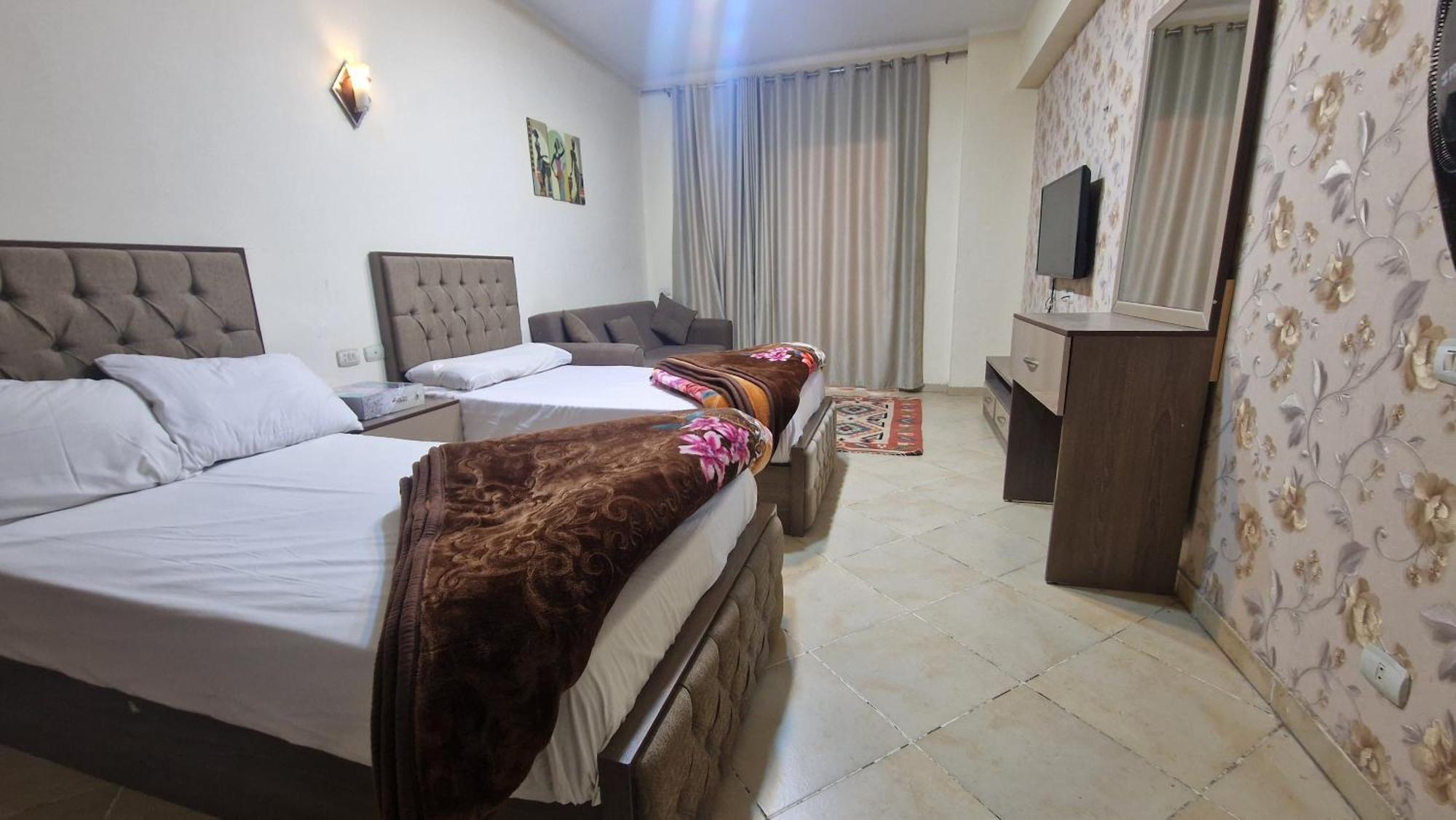 Florenza Gate Apartment *