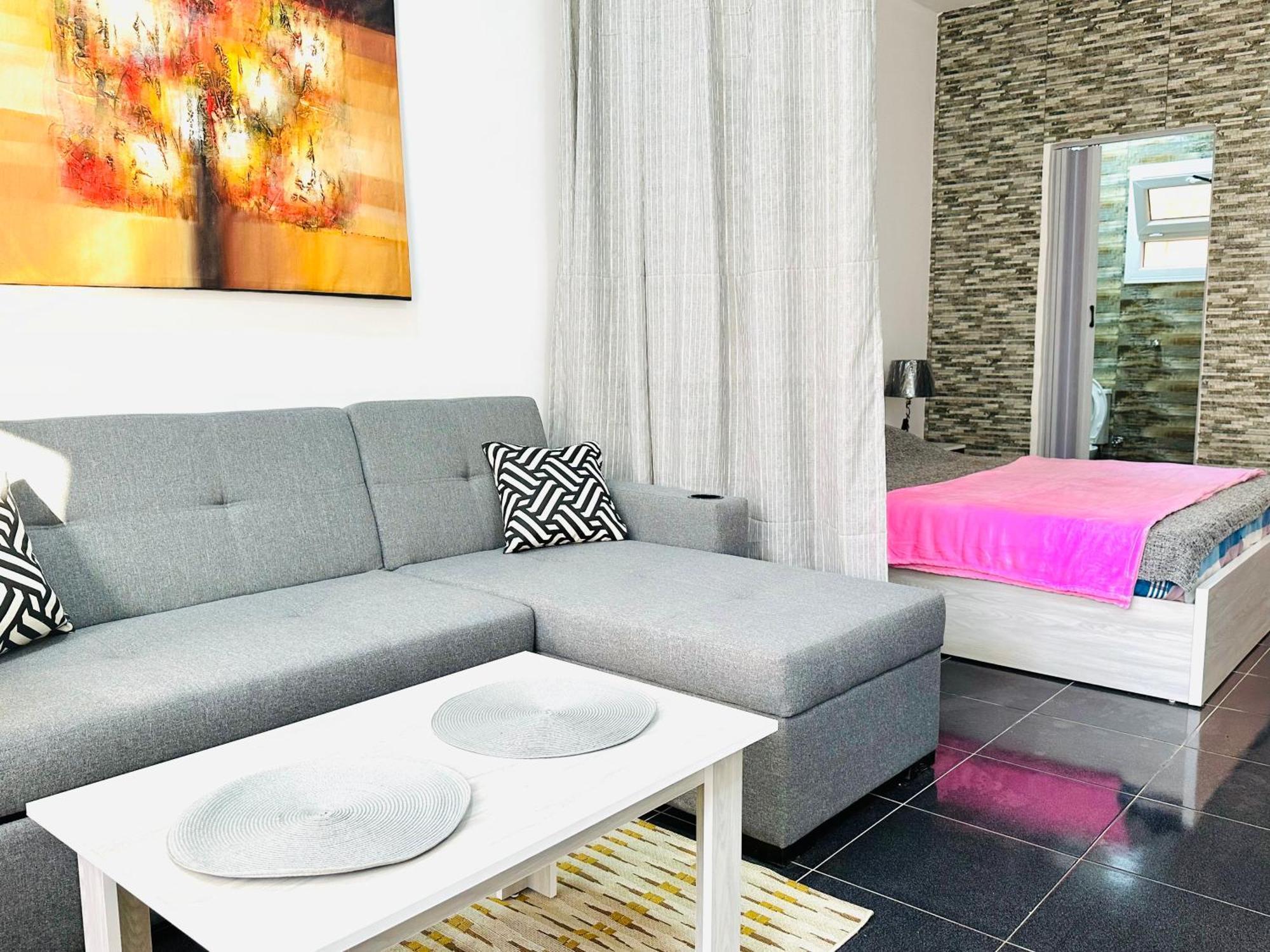 Falcon Loft Sheraton Road Apartment