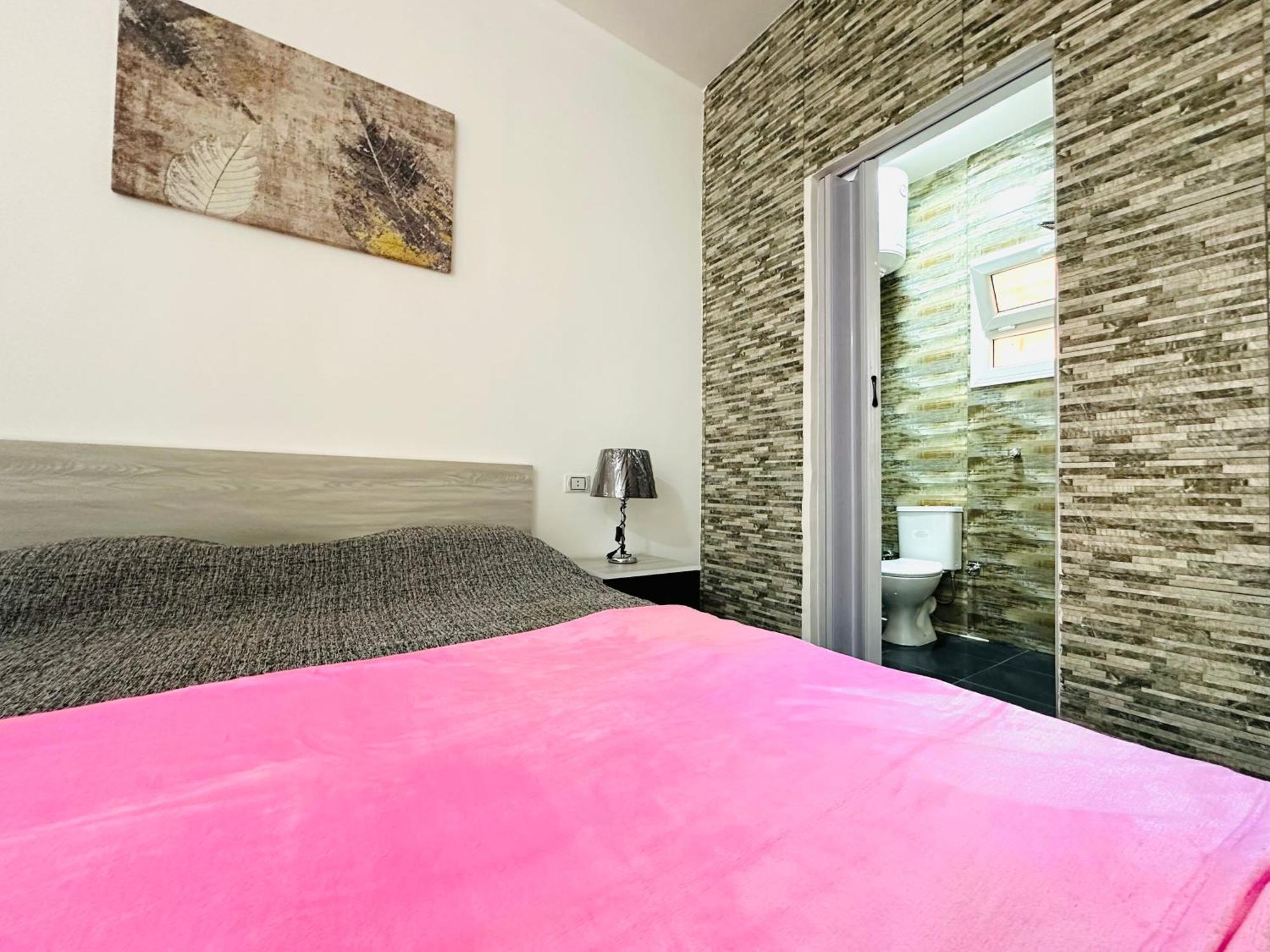 Apartment Falcon Loft Sheraton Road *