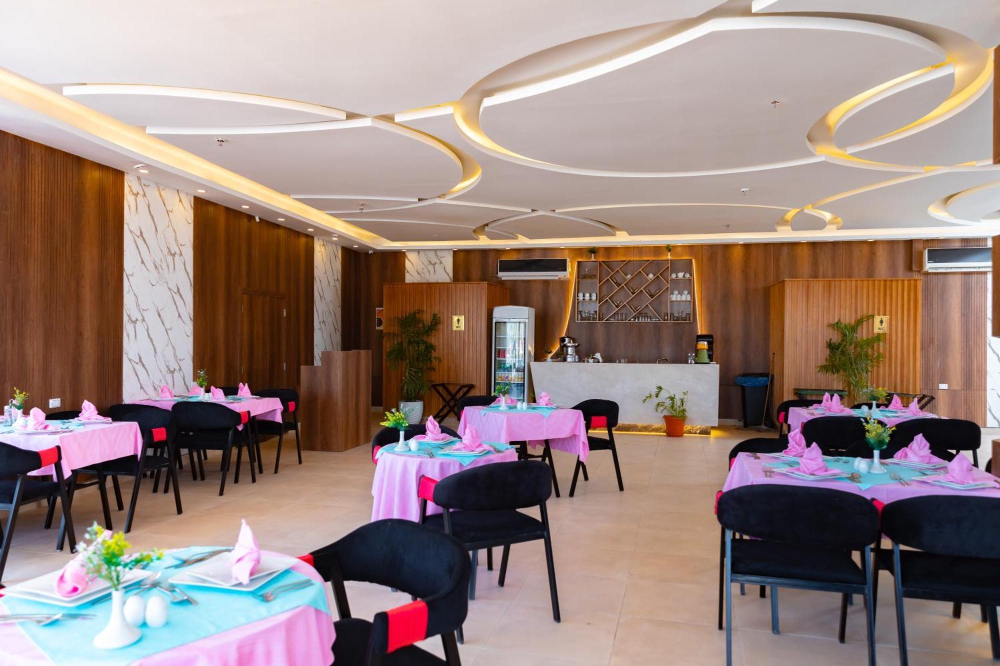 Minaland Hotel