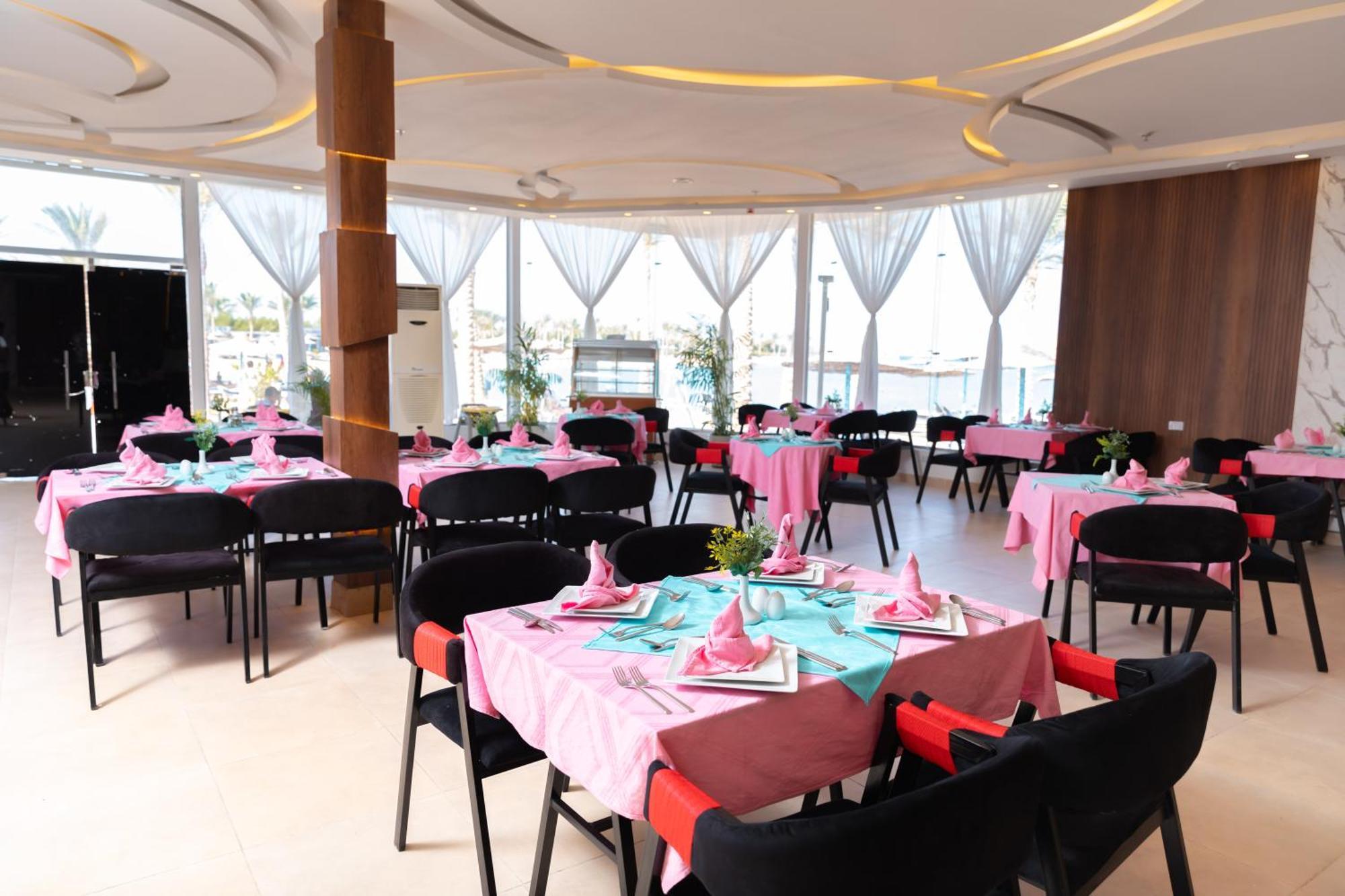 Minaland Hotel