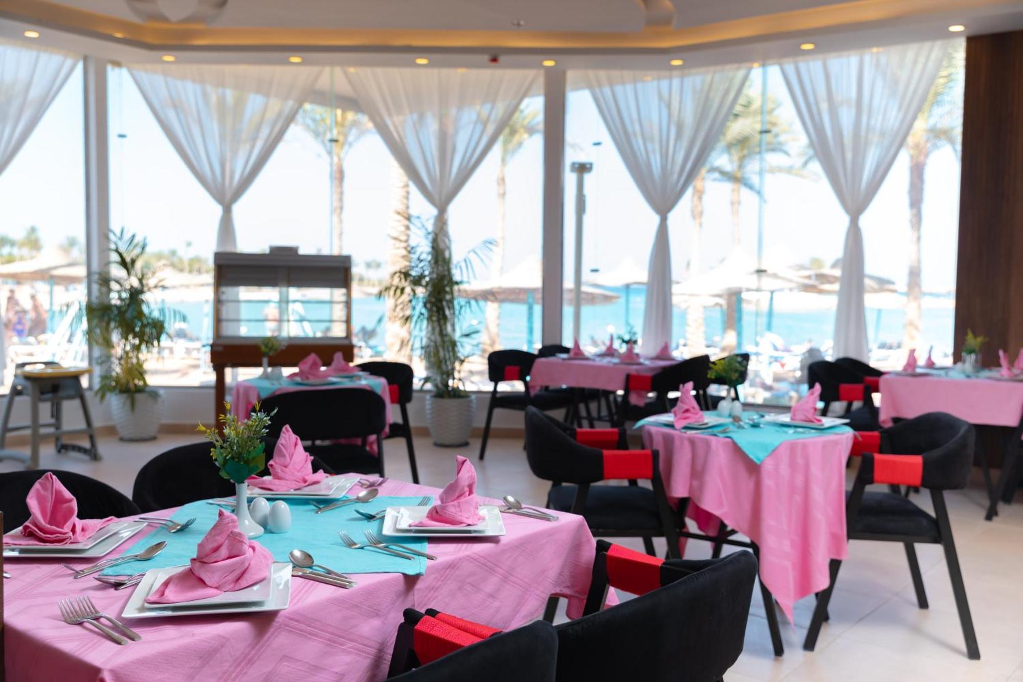 Minaland * Hurghada