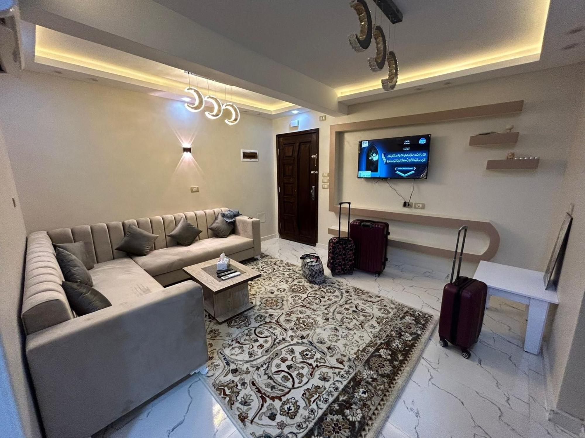 Hossam - مبارك8 Apartment