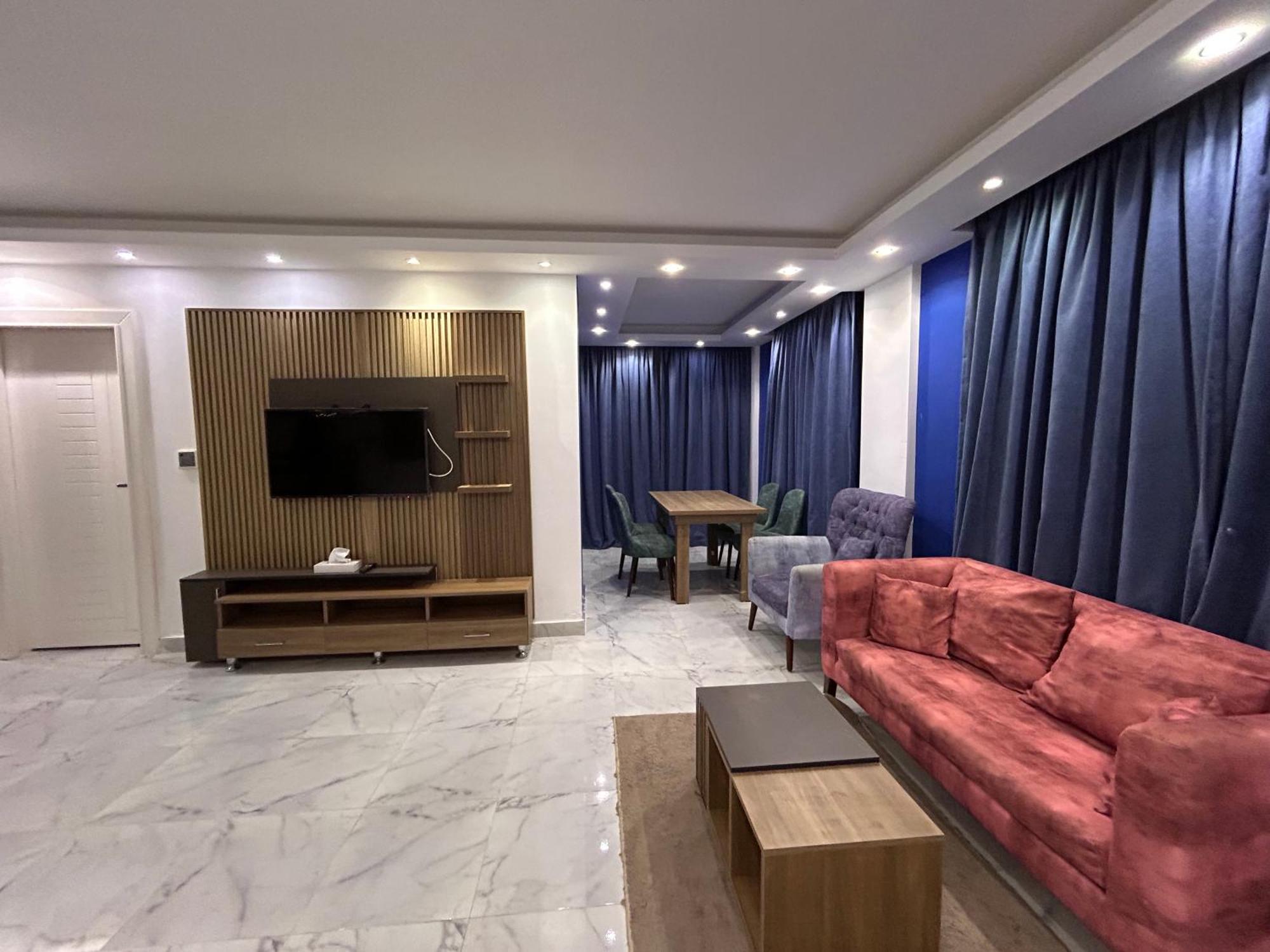 2-bedroom With Pool View In Fanadir Bay With Free And Pool Access *