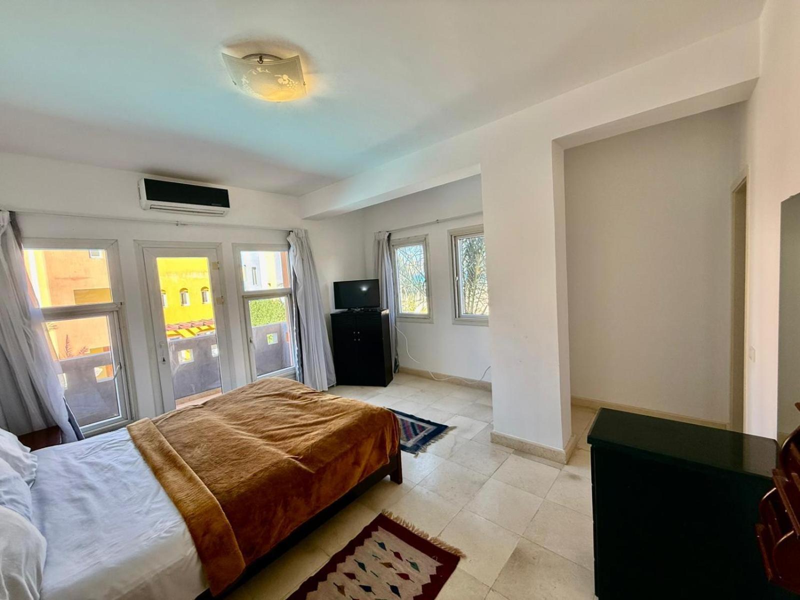 Luxury 4br Sea View Aldora Resort, Hurghada
