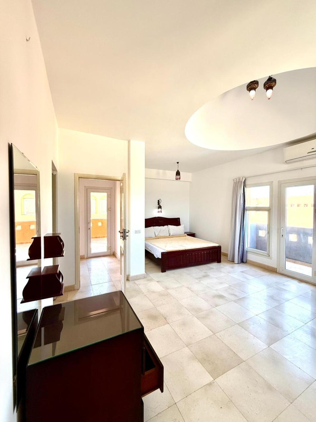 Luxury 4br Sea View Aldora Resort, Villa