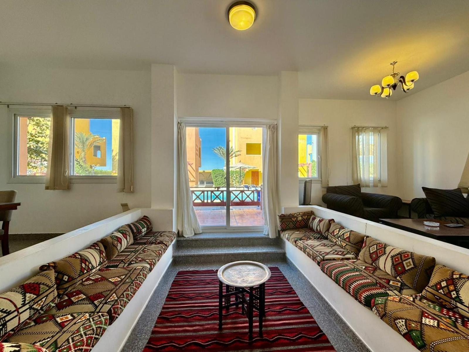 Luxury 4br Sea View Aldora Resort, Villa Hurghada