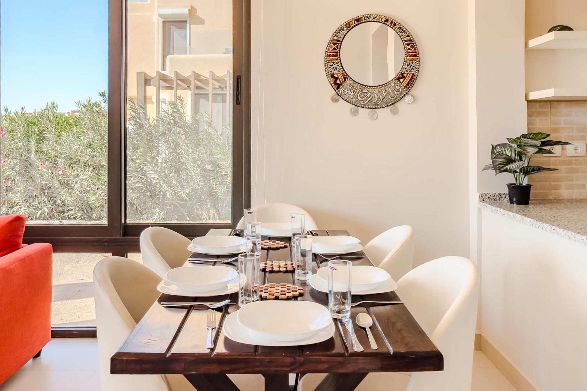 Astounding 3bdr Tawila Pool Front Villa *