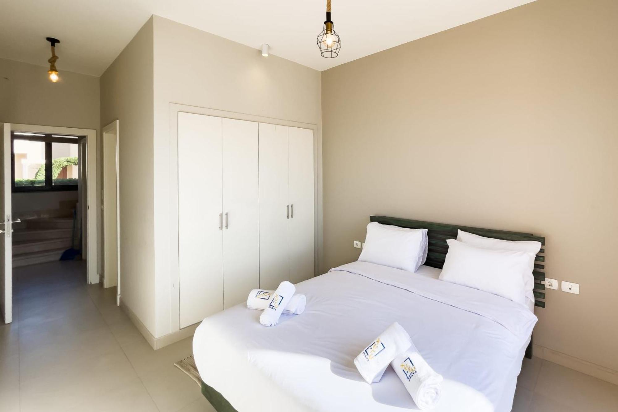 Villa Astounding 3bdr Tawila Pool Front *