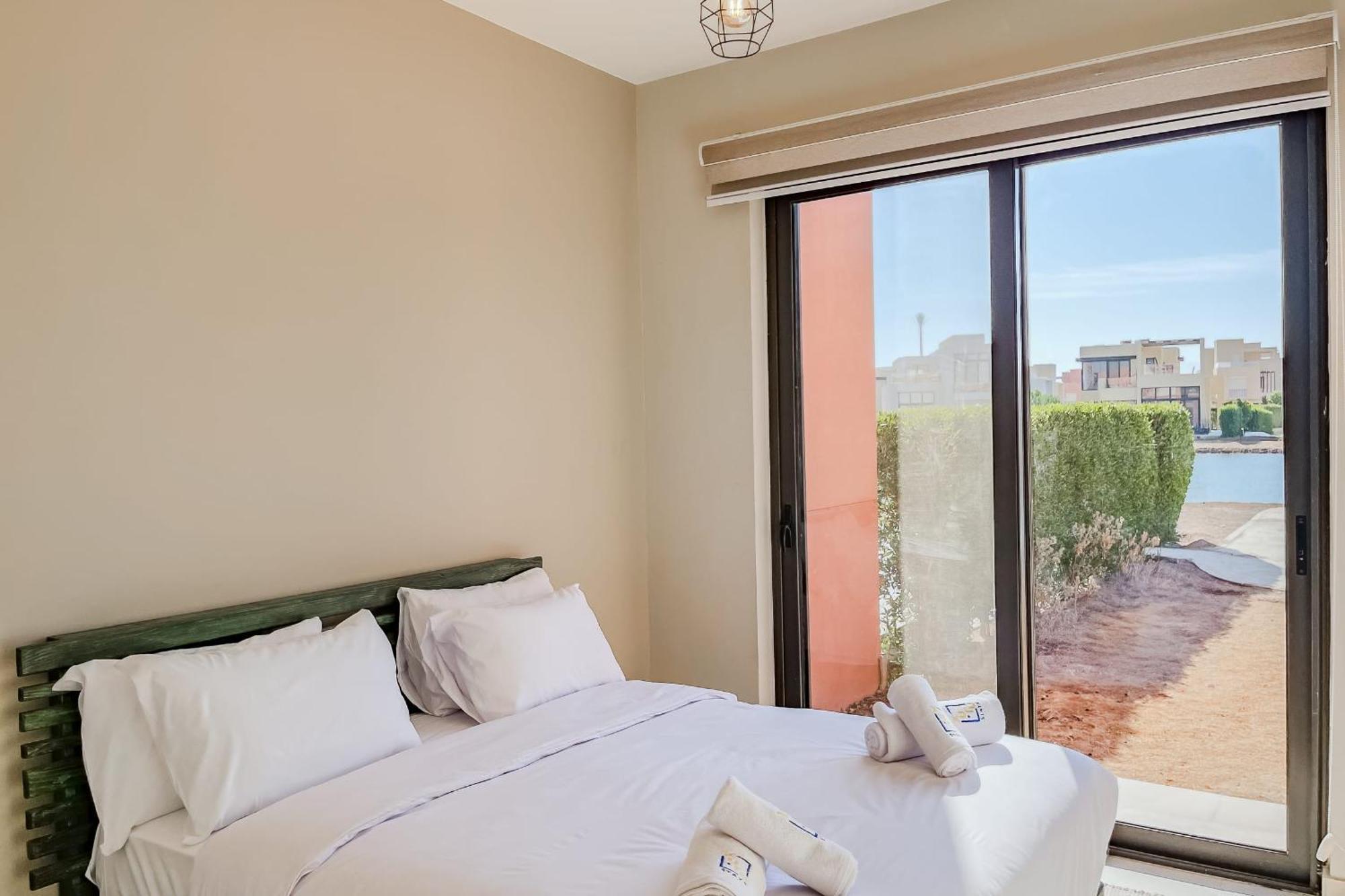 Astounding 3bdr Tawila Pool Front Villa Hurghada