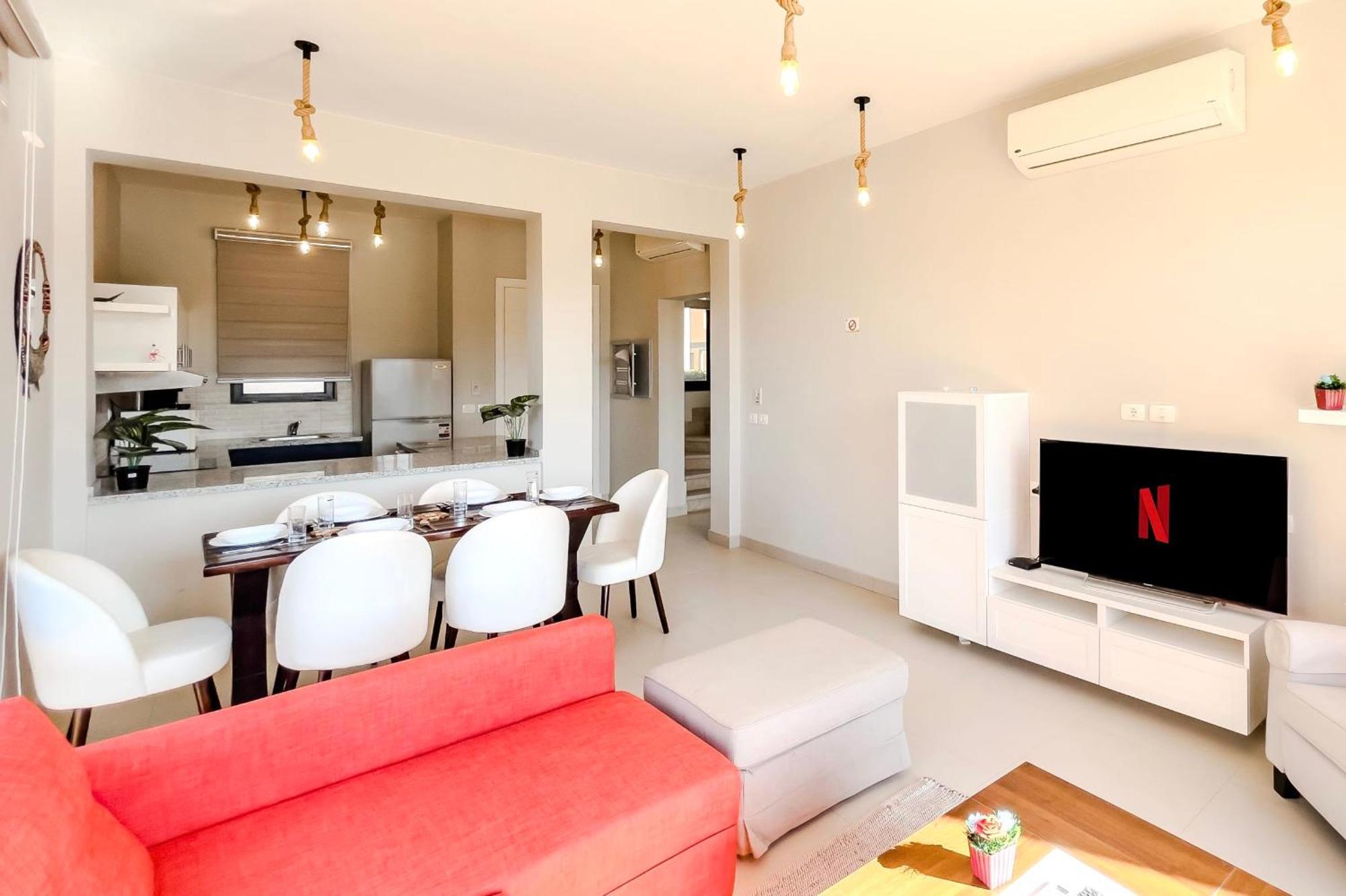 Villa Astounding 3bdr Tawila Pool Front