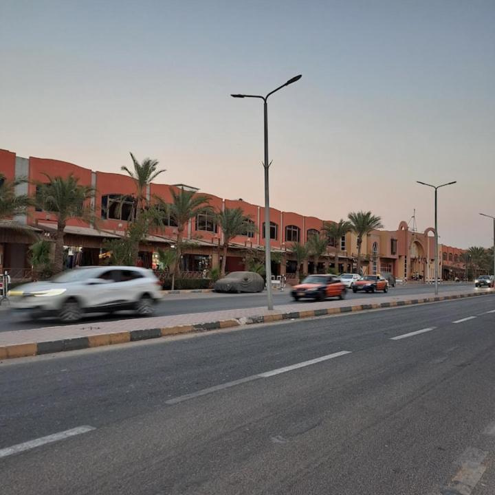 Tiba Golden Apartment